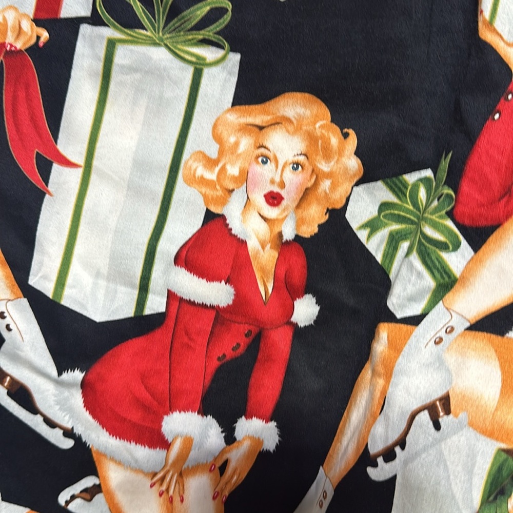 Loudmouth Golf Pin-Up Girl Christmas Shorts Size 30 Flawless Condition - Picture 13 of 15